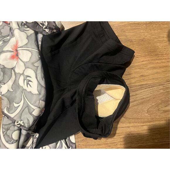 Terry Precision Cycling Co Women's Padded Cycling Skort Hibiscus Wrap size 6 - Picture 4 of 7